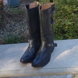 Lucchese Spirit Womens Boots Side Zip Thripple Strap size 9